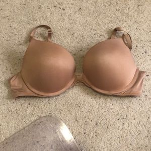 Nude push-up bra